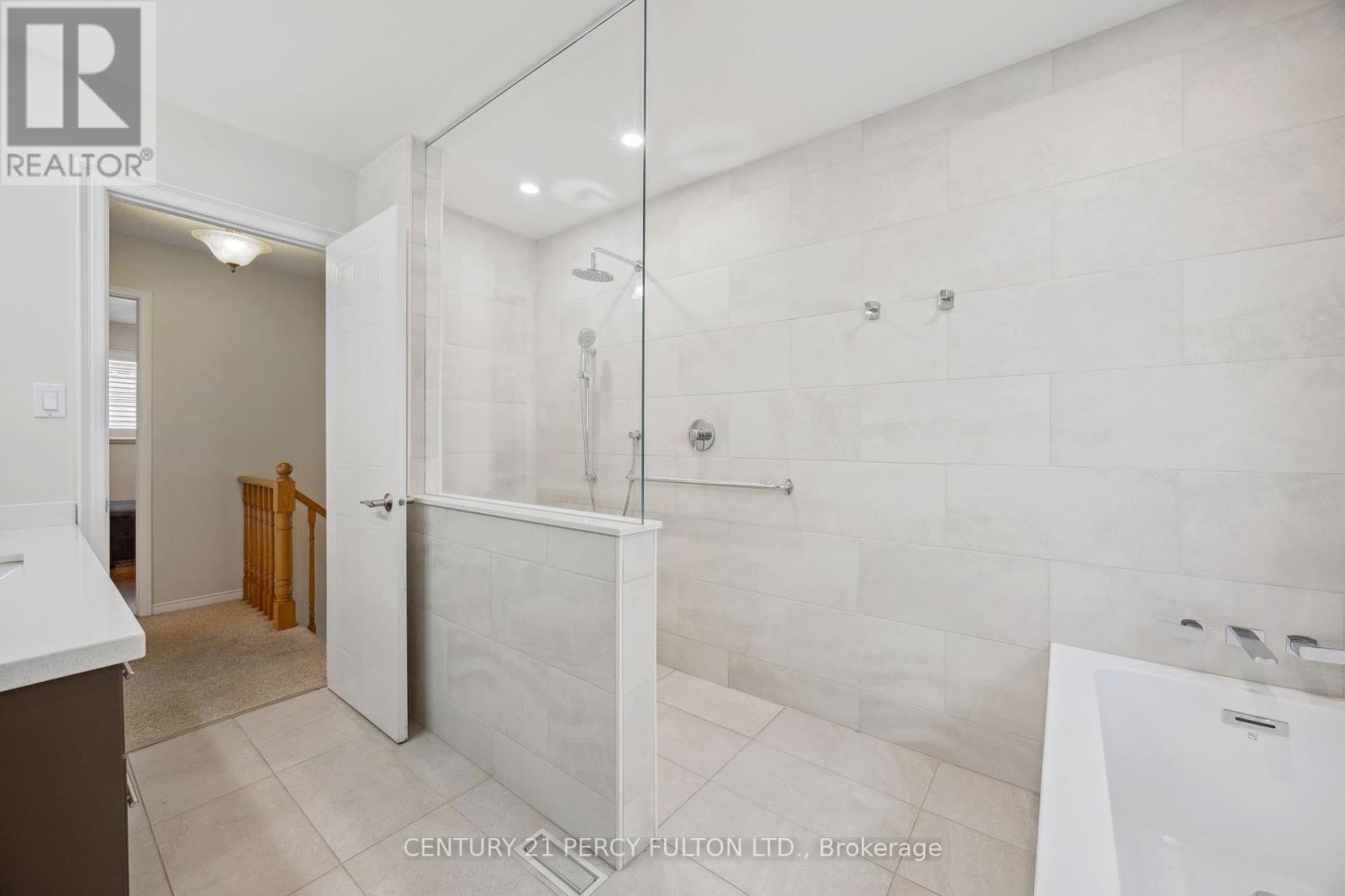 53 Sandringham Drive, Clarington, Ontario  L1E 1X2 - Photo 21 - E12201594