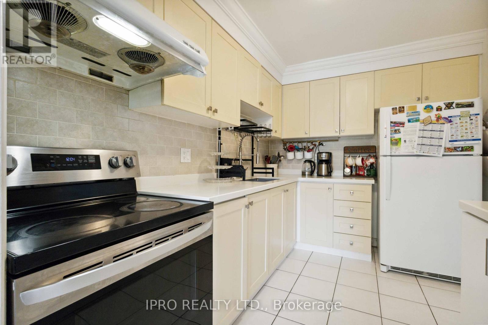 20 - 50 Bridletowne Circle W, Toronto (L'amoreaux), Ontario  M1W 2G8 - Photo 11 - E12201676