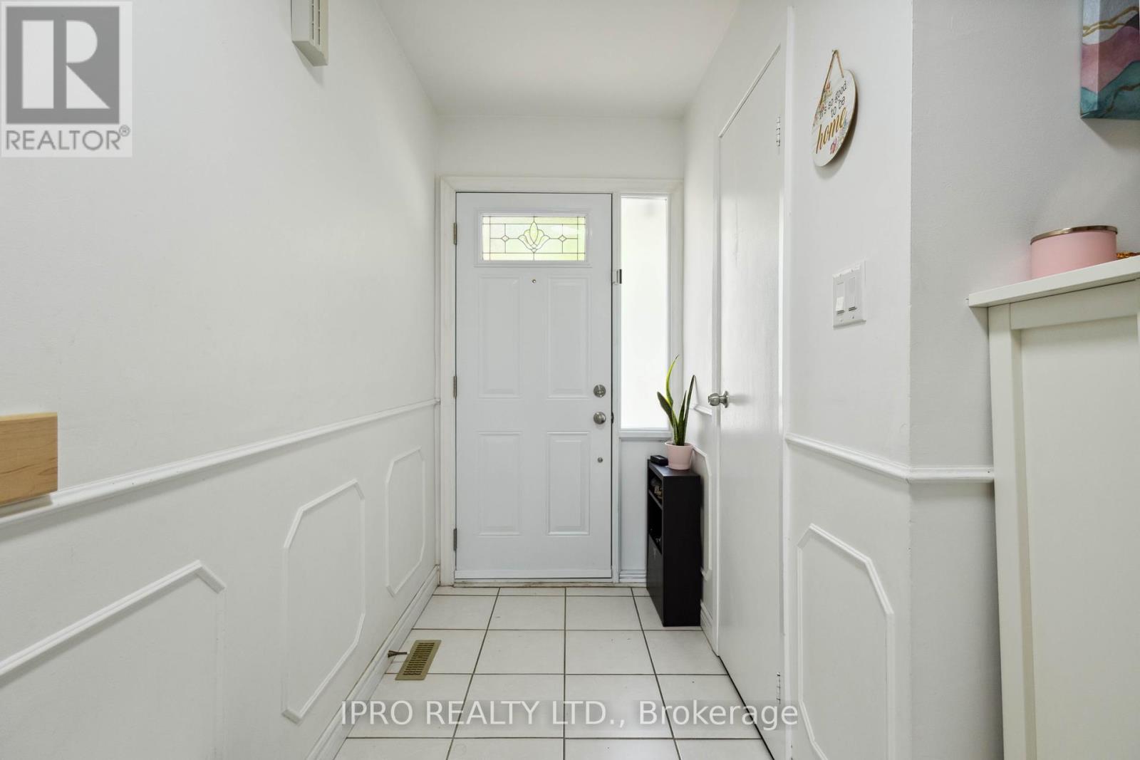 20 - 50 Bridletowne Circle W, Toronto (L'amoreaux), Ontario  M1W 2G8 - Photo 4 - E12201676