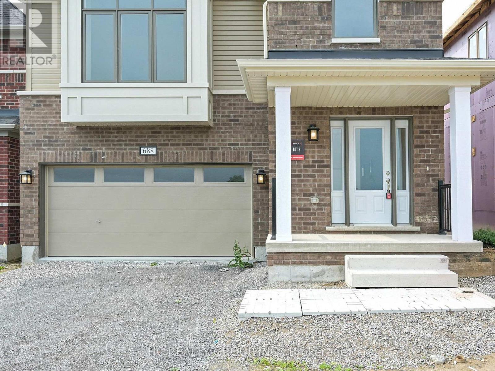 688 Grand Ridge Avenue, Oshawa, Ontario  L1K 0E2 - Photo 1 - E12201722