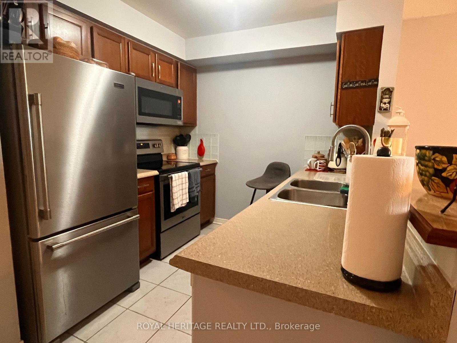 2 - 117 Petra Way, Whitby (Pringle Creek), Ontario  L1R 0A8 - Photo 4 - E12201726