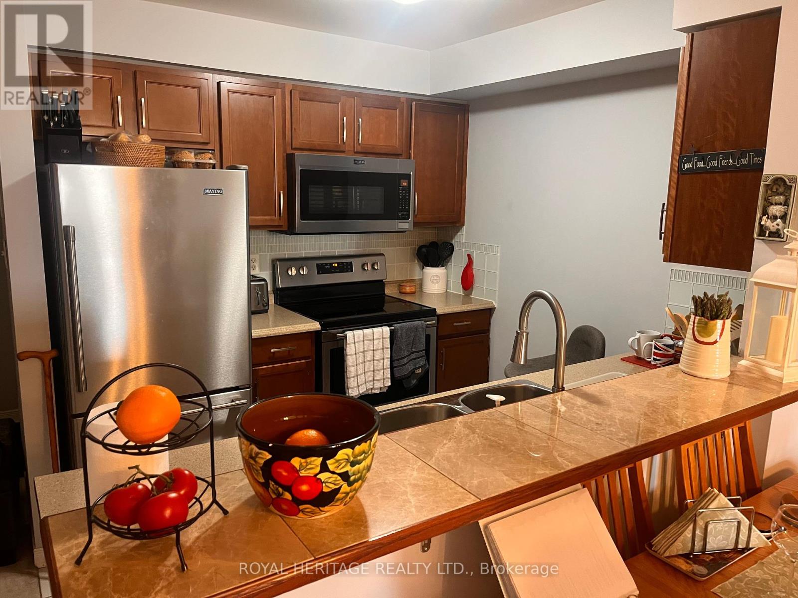 2 - 117 Petra Way, Whitby (Pringle Creek), Ontario  L1R 0A8 - Photo 5 - E12201726