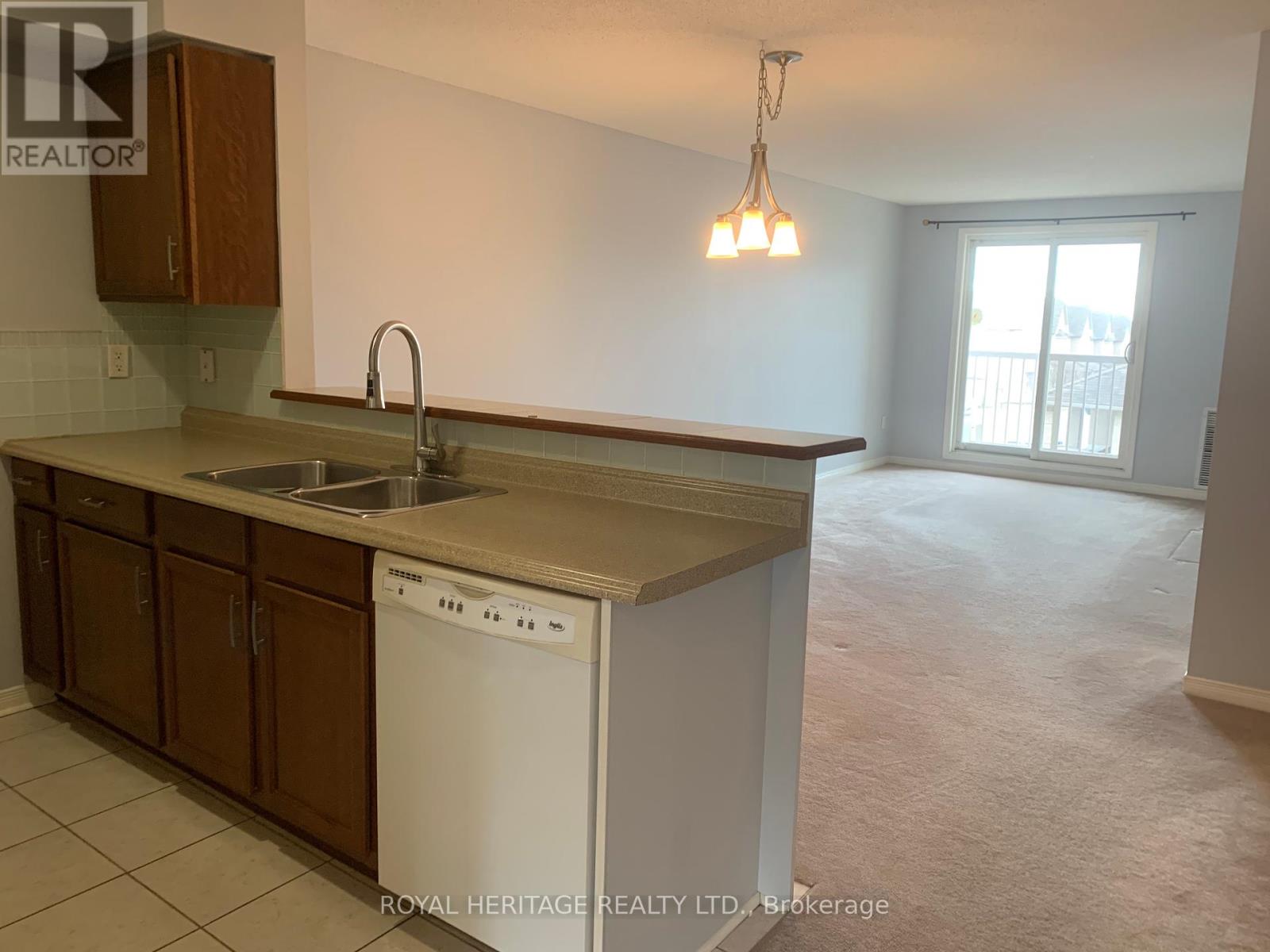 2 - 117 Petra Way, Whitby (Pringle Creek), Ontario  L1R 0A8 - Photo 6 - E12201726