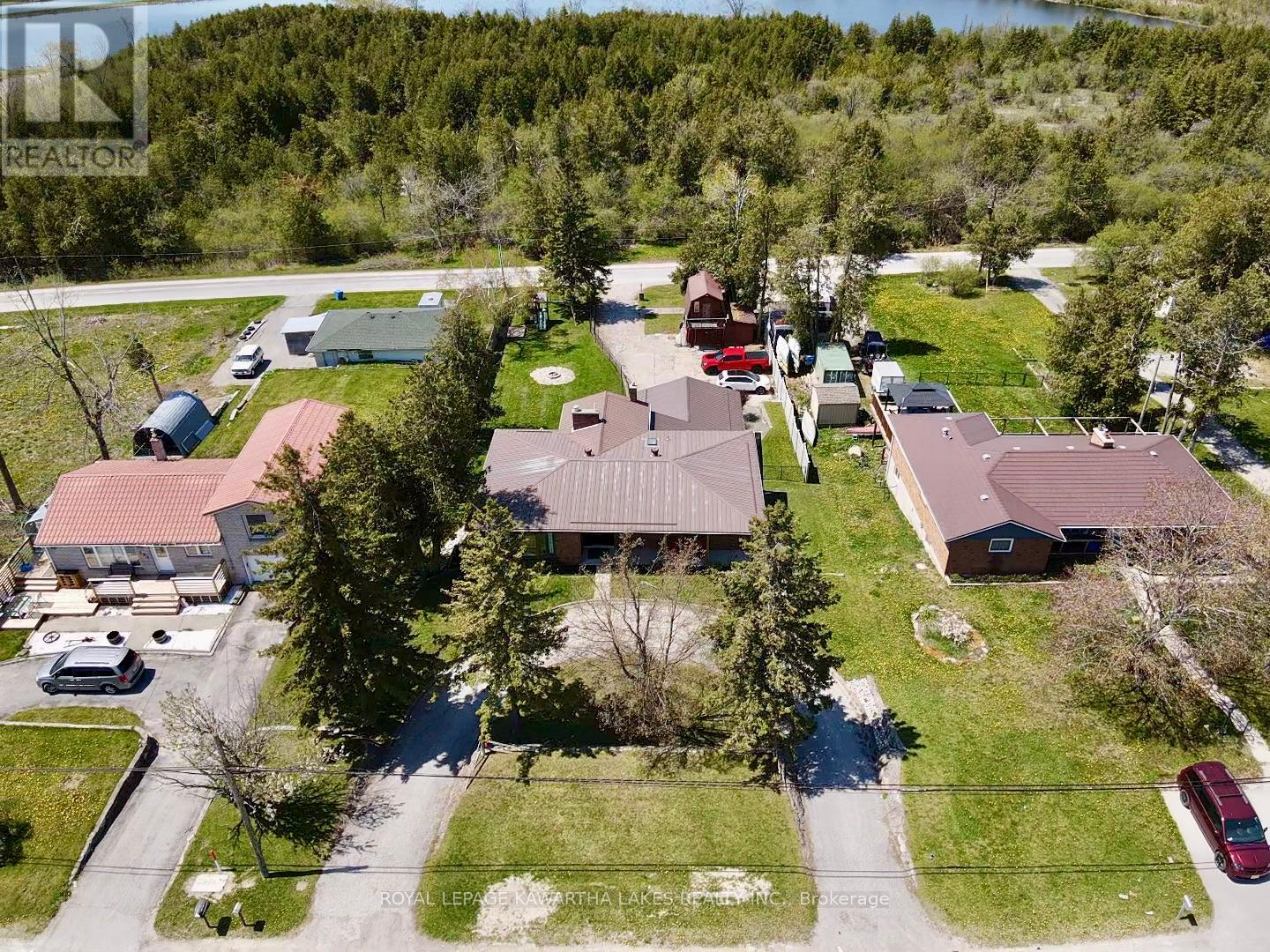 674 Osborne Street, Brock, Ontario  L0K 1A0 - Photo 4 - N12201785