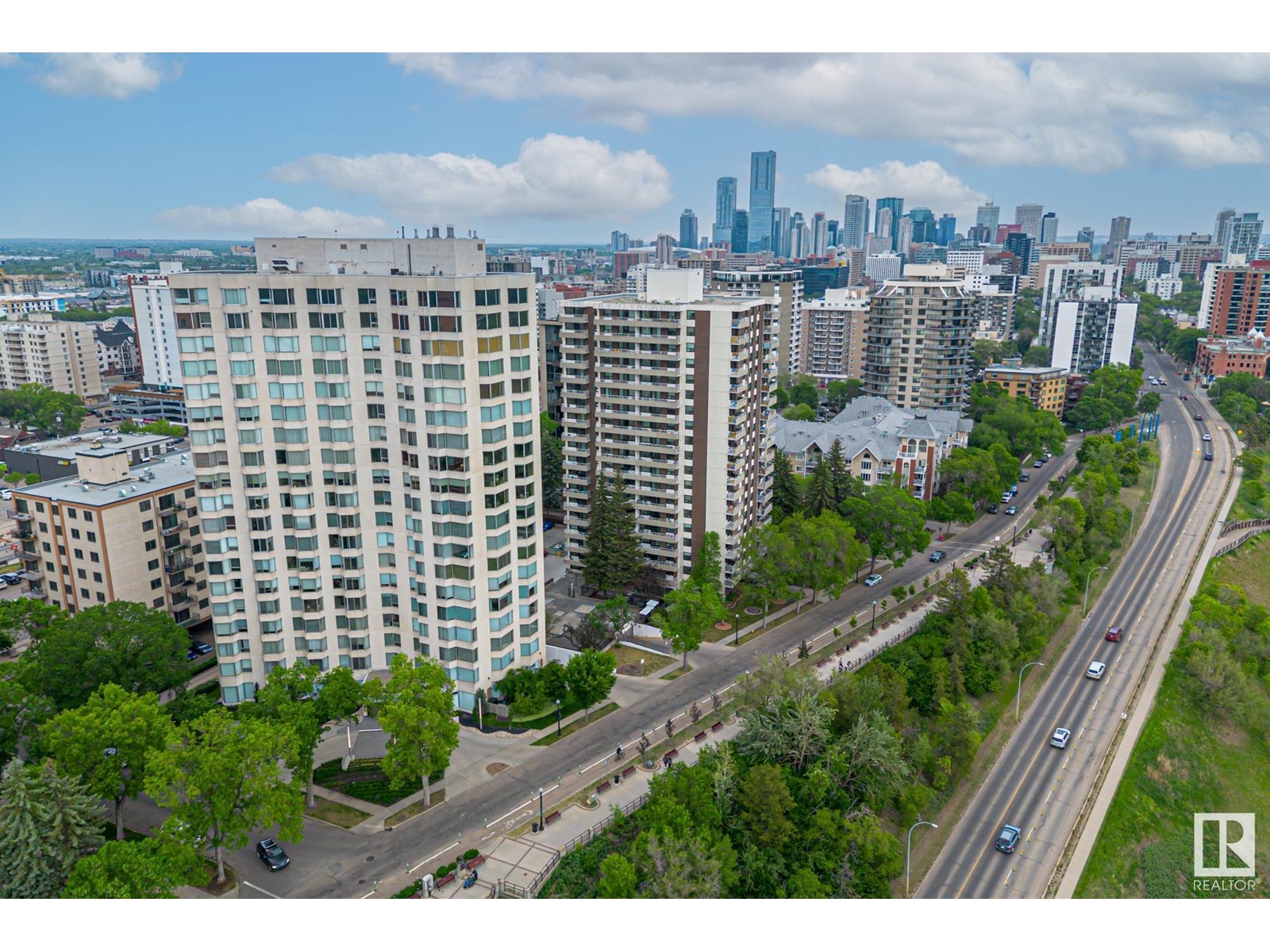 #204 11826 100 Av Nw, Edmonton, Alberta  T5K 0K3 - Photo 2 - E4424796