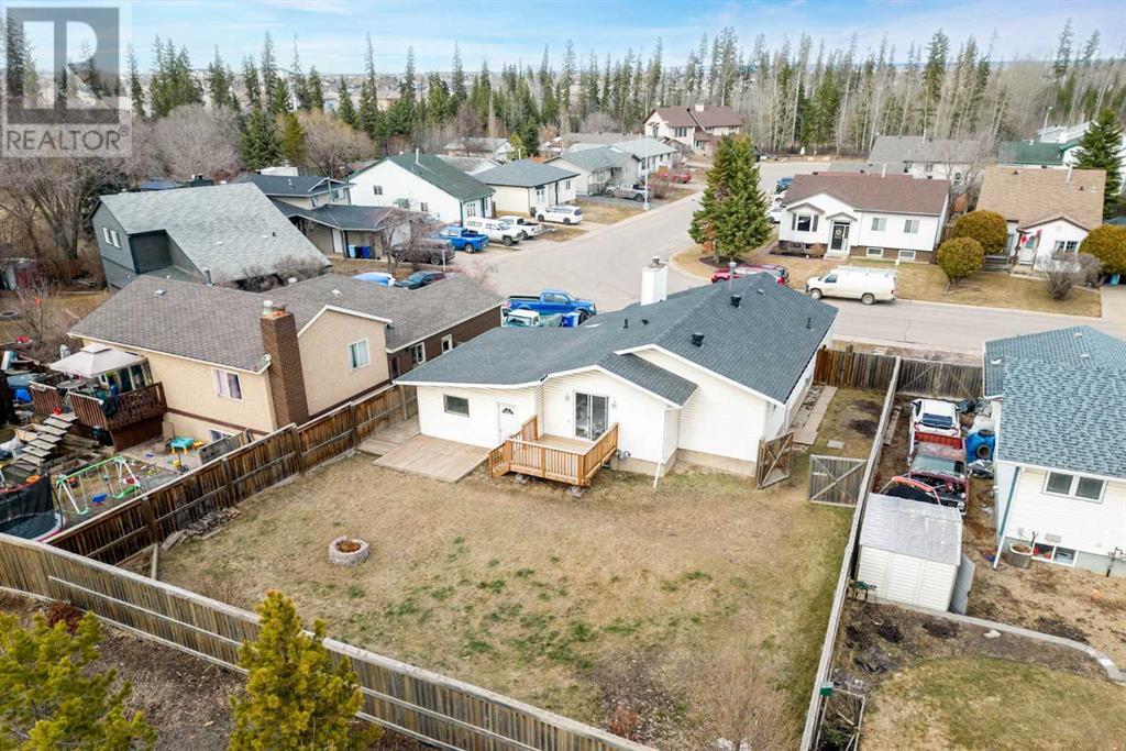 Property at 218 Kennedy Crescent image 2