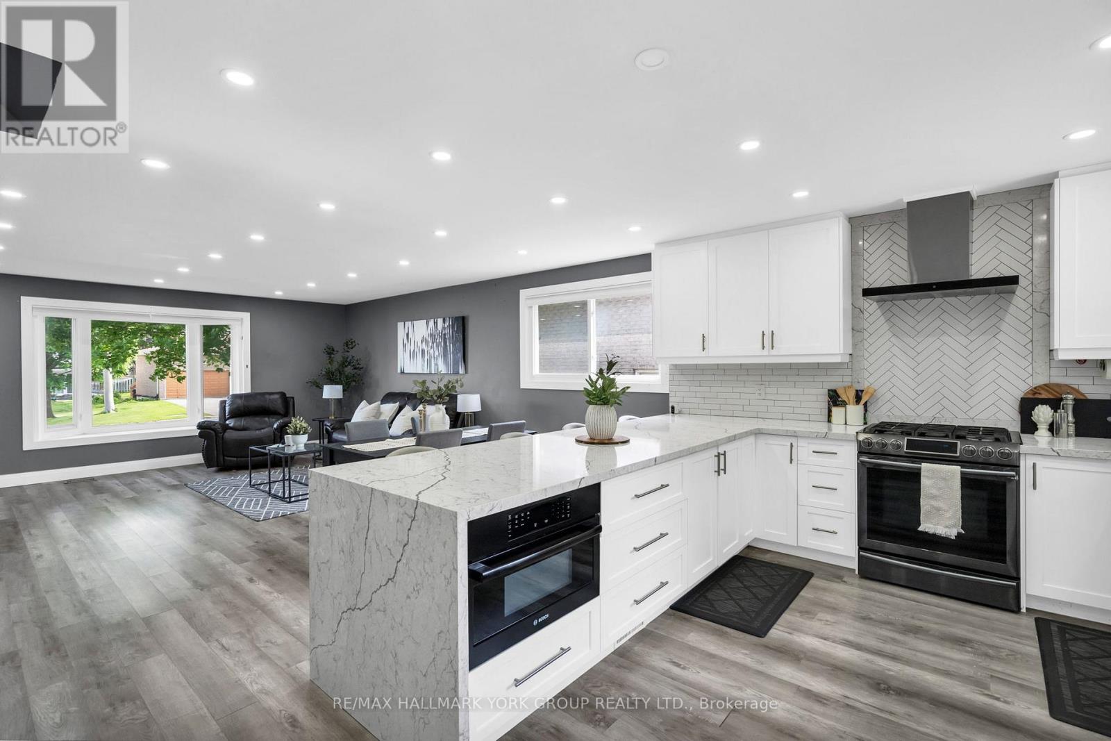 103 Wood Crescent, Bradford West Gwillimbury (Bradford), Ontario  L3Z 2G4 - Photo 19 - N12201611