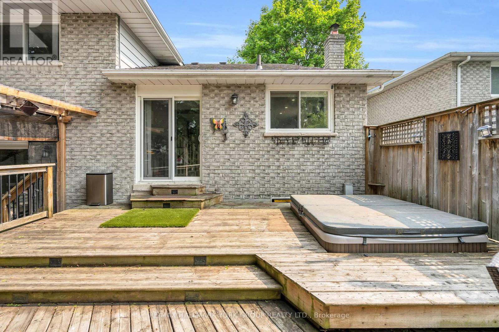 103 Wood Crescent, Bradford West Gwillimbury (Bradford), Ontario  L3Z 2G4 - Photo 35 - N12201611