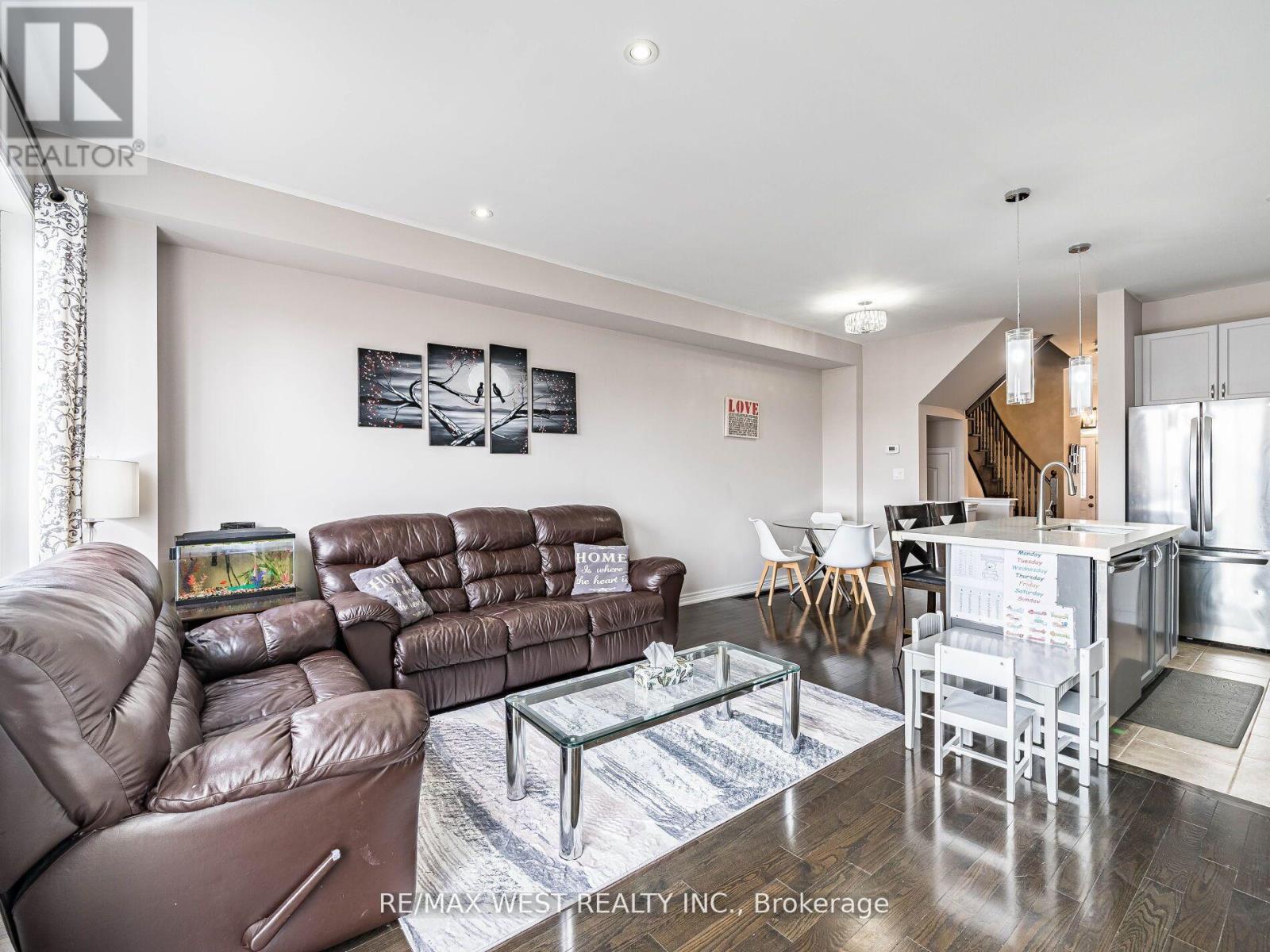 46 Gosnel Circle, Bradford West Gwillimbury (Bradford), Ontario  L3Z 2A5 - Photo 13 - N12201629