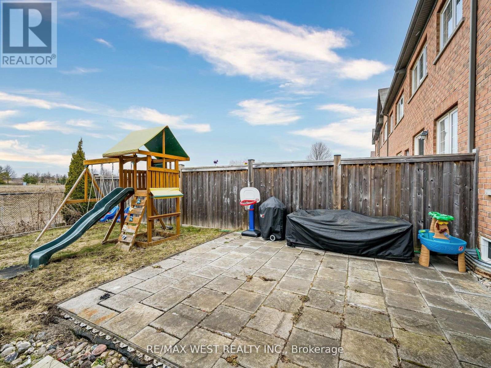 46 Gosnel Circle, Bradford West Gwillimbury (Bradford), Ontario  L3Z 2A5 - Photo 33 - N12201629