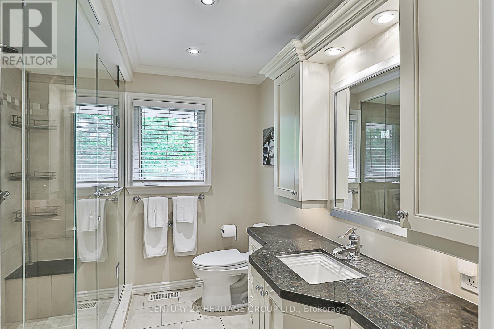 137 Beechwood Crescent, Newmarket, Ontario  L3Y 1W2 - Photo 17 - N12201645