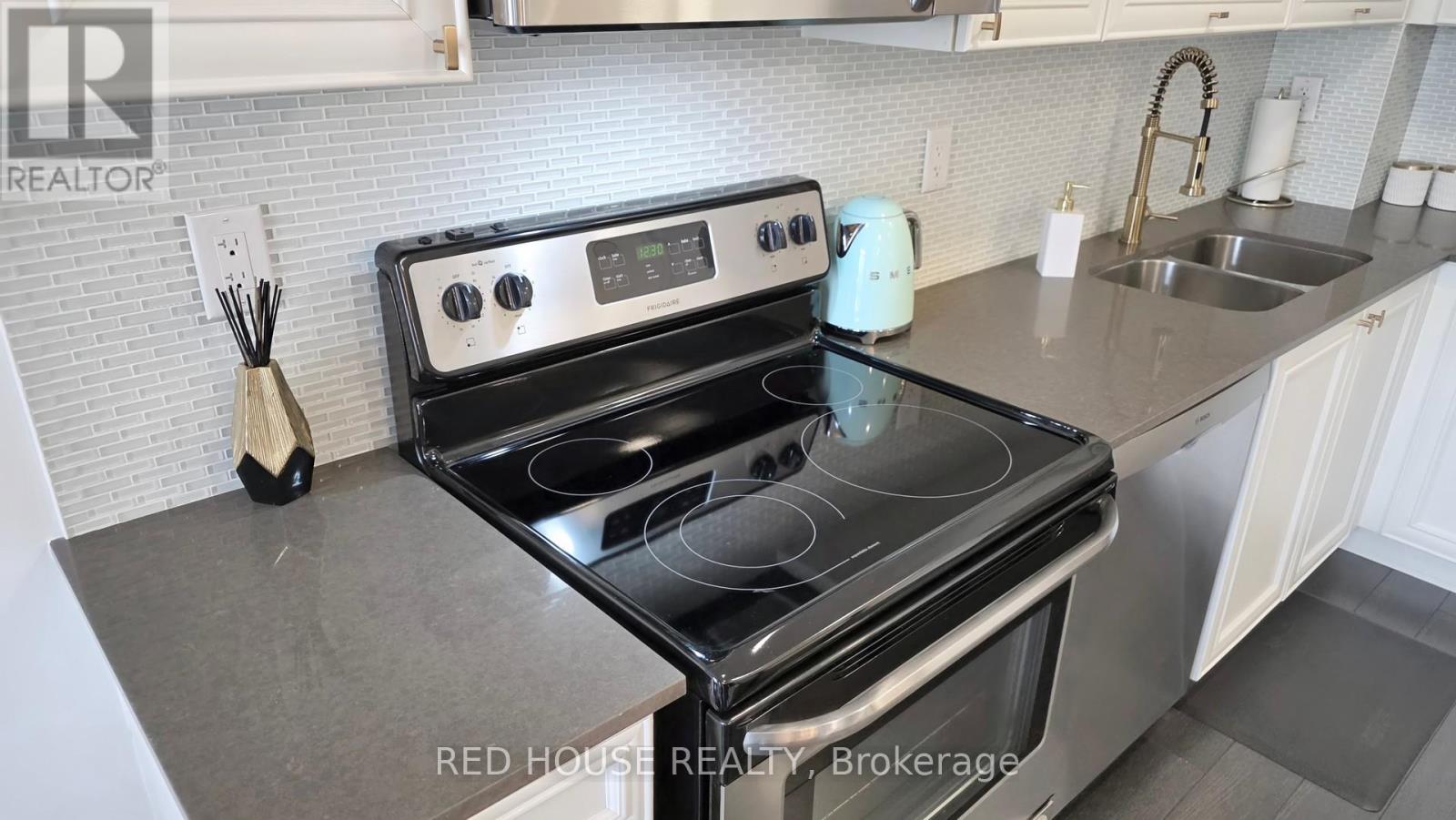 222 - 28 Prince Regent Street, Markham, Ontario  L6C 0V5 - Photo 15 - N12201674