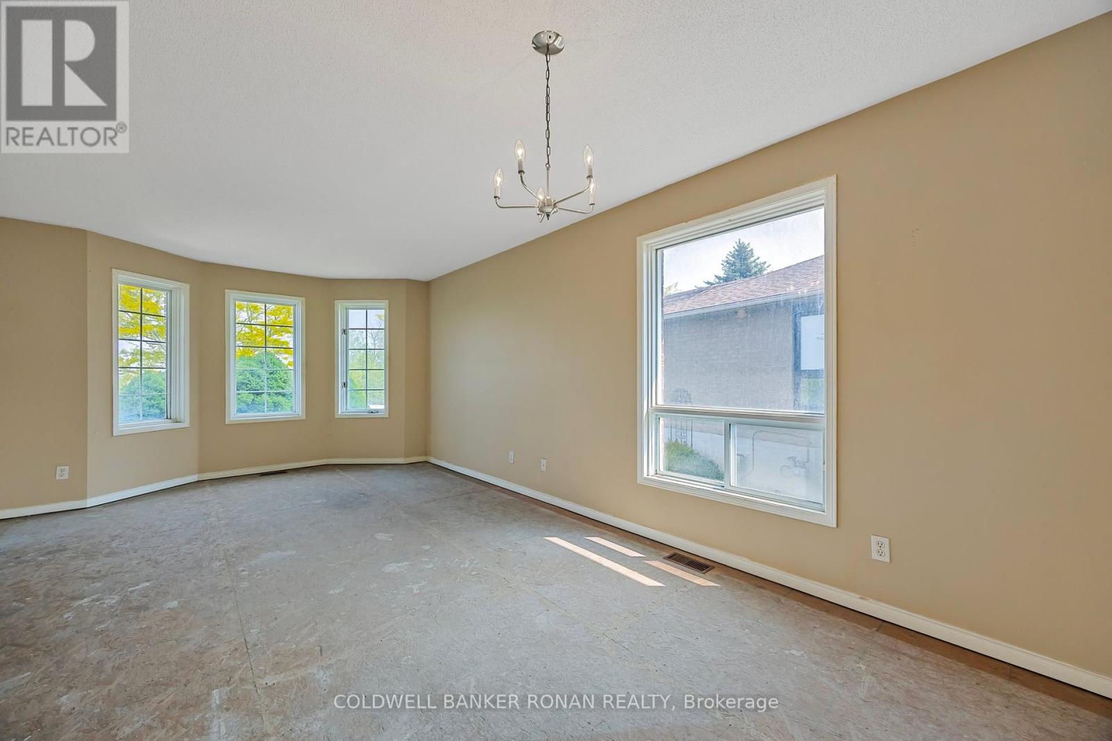207 Main Street W, New Tecumseth, Ontario  L0G 1A0 - Photo 12 - N12201693