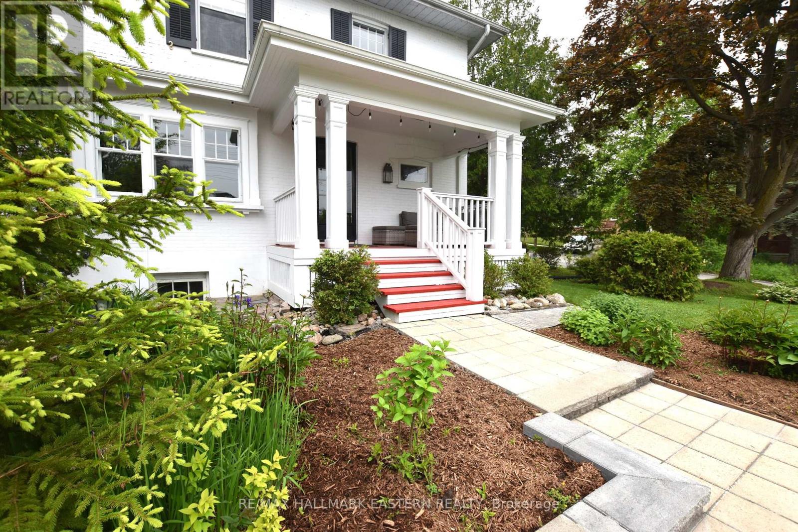 633 Gilmour Street, Peterborough Central, Ontario  K9J 4V2 - Photo 5 - X12201852