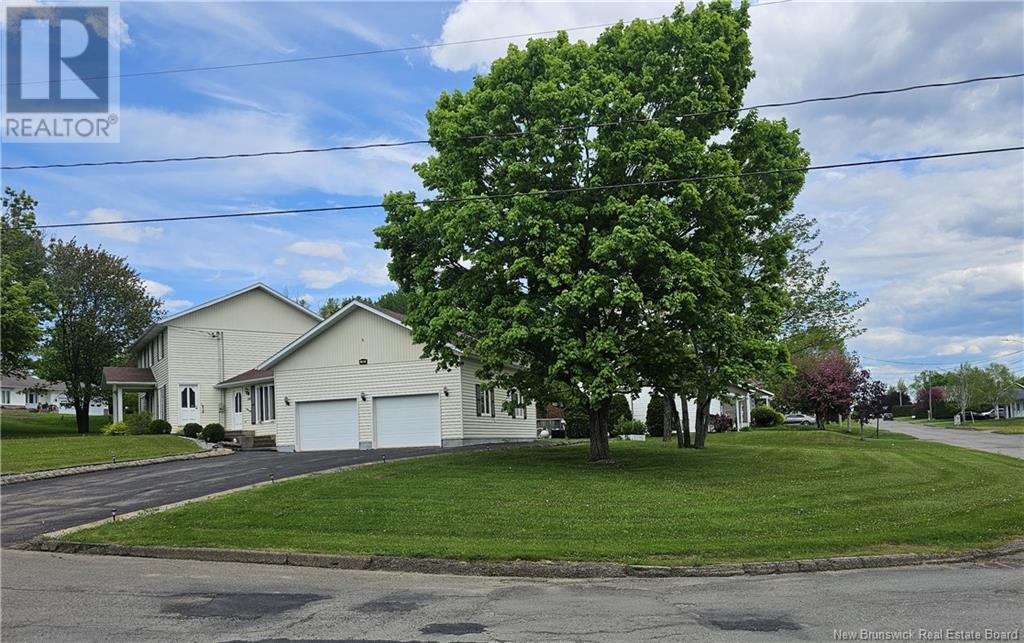 140 Belair Street, Grand-Sault/grand Falls, New Brunswick  E3Y 1B8 - Photo 2 - NB120003