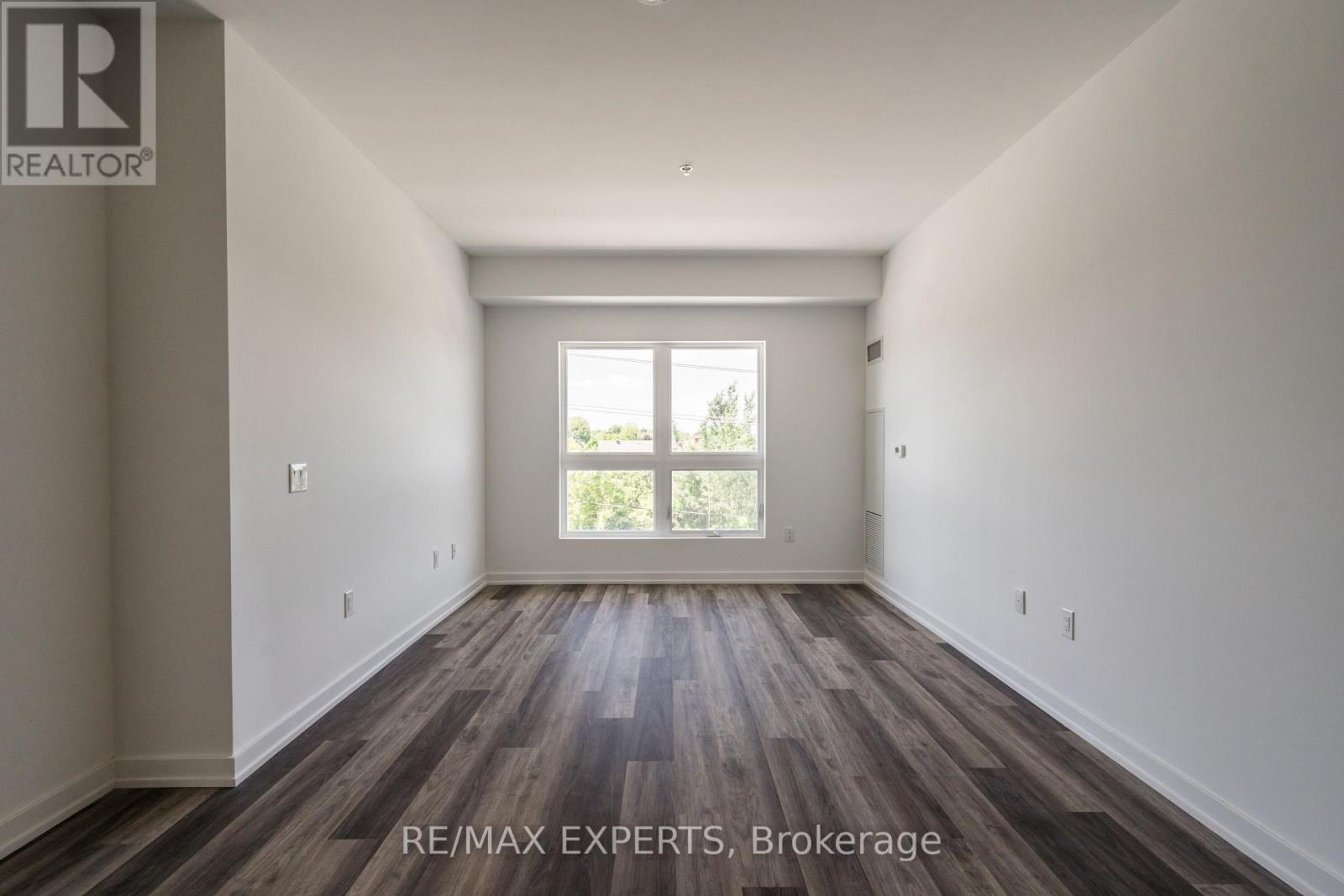 307 - 430 Essa Road, Barrie (Holly), Ontario  L4N 9C6 - Photo 12 - S12201562