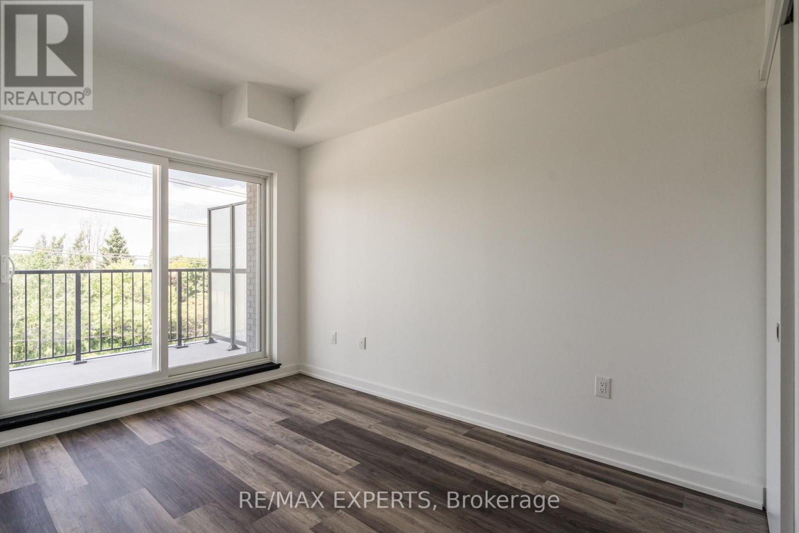 307 - 430 Essa Road, Barrie (Holly), Ontario  L4N 9C6 - Photo 20 - S12201562