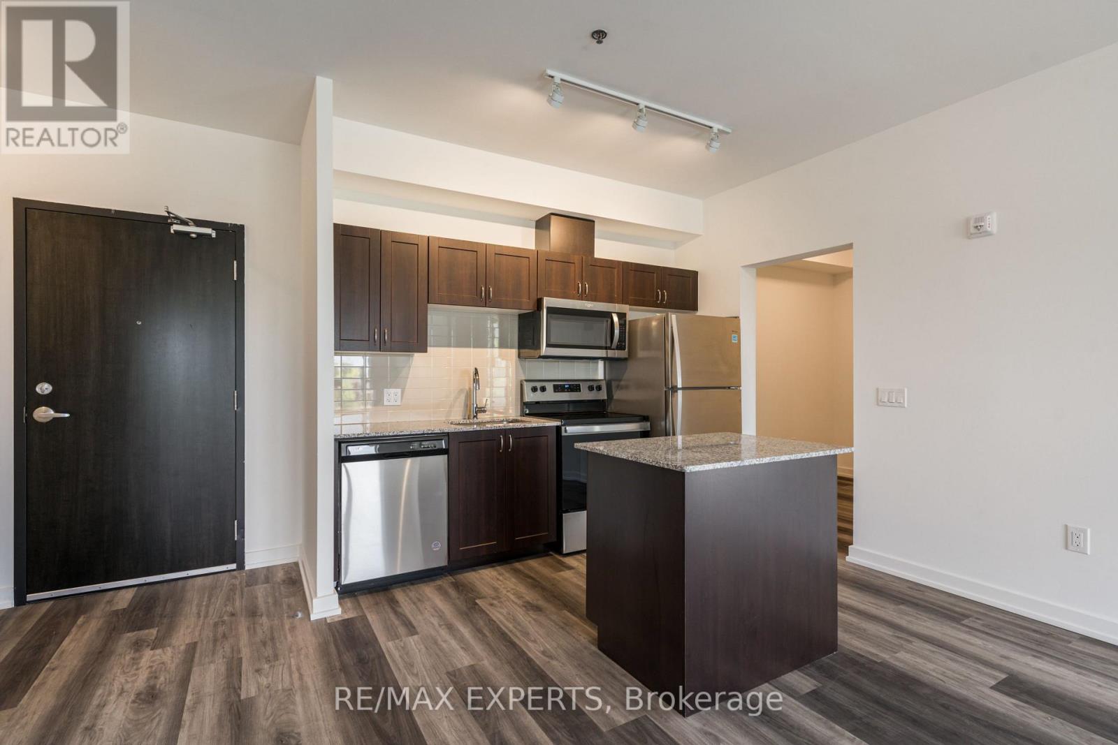 307 - 430 Essa Road, Barrie, Ontario  L4N 9C6 - Photo 5 - S12201562