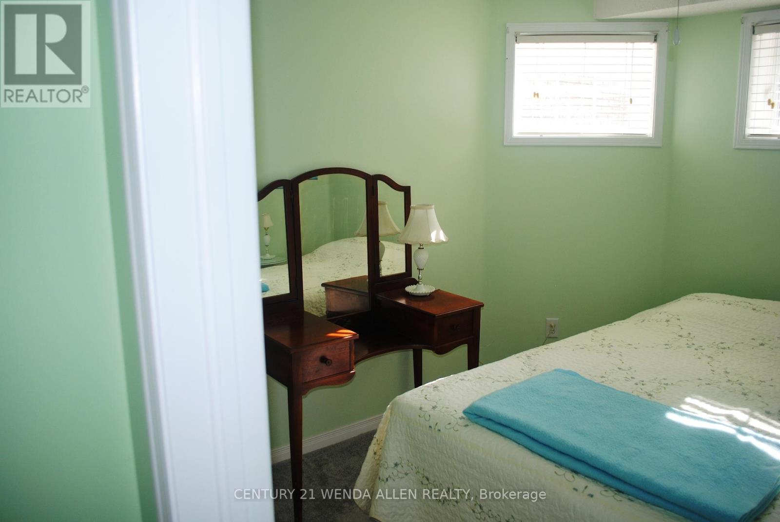 31 Seline Crescent, Barrie, Ontario  L4N 0Y7 - Photo 25 - S12201675
