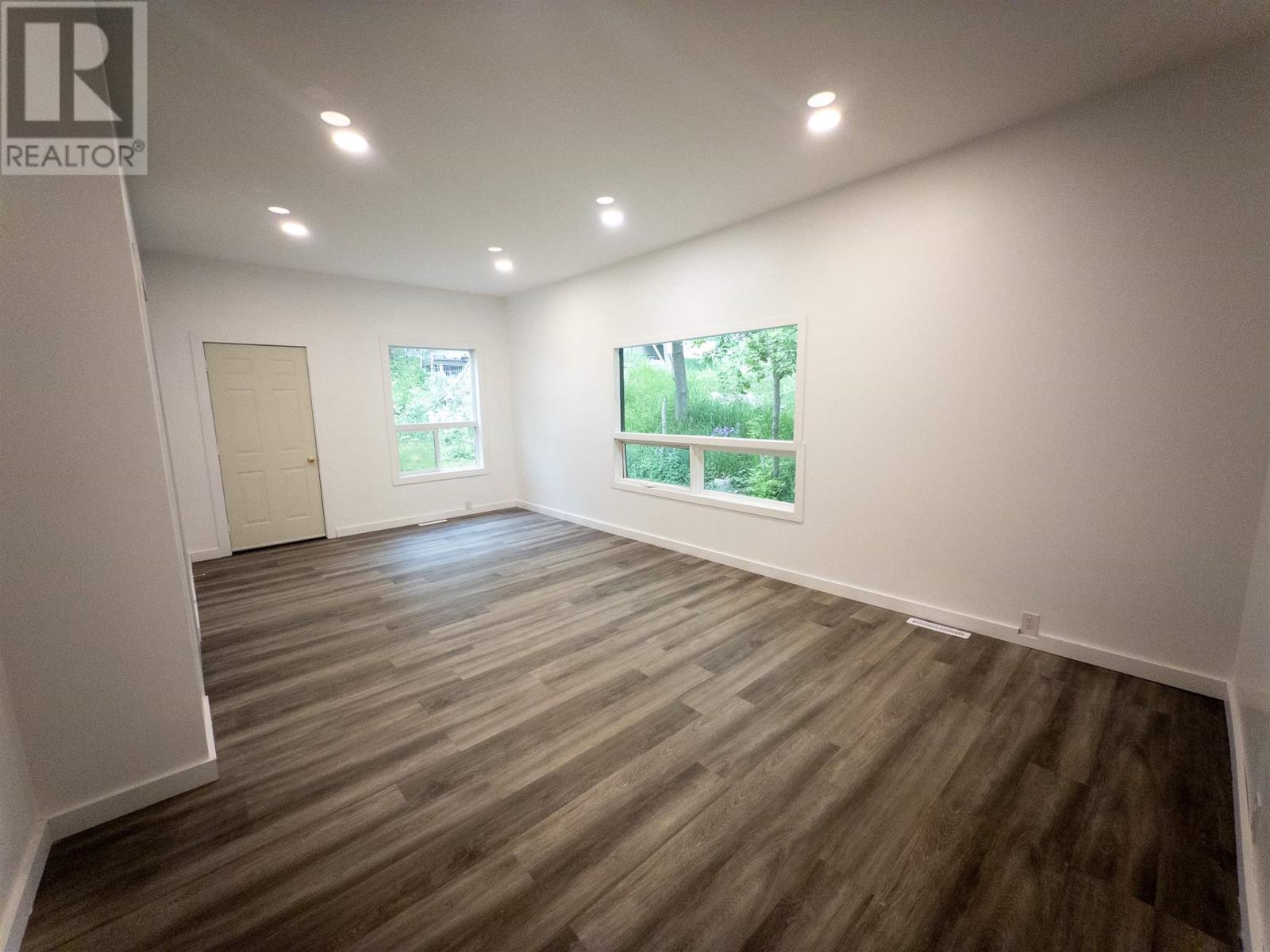 518 Sixth Avenue South, Kenora, Ontario  P9N 2C5 - Photo 6 - TB251535