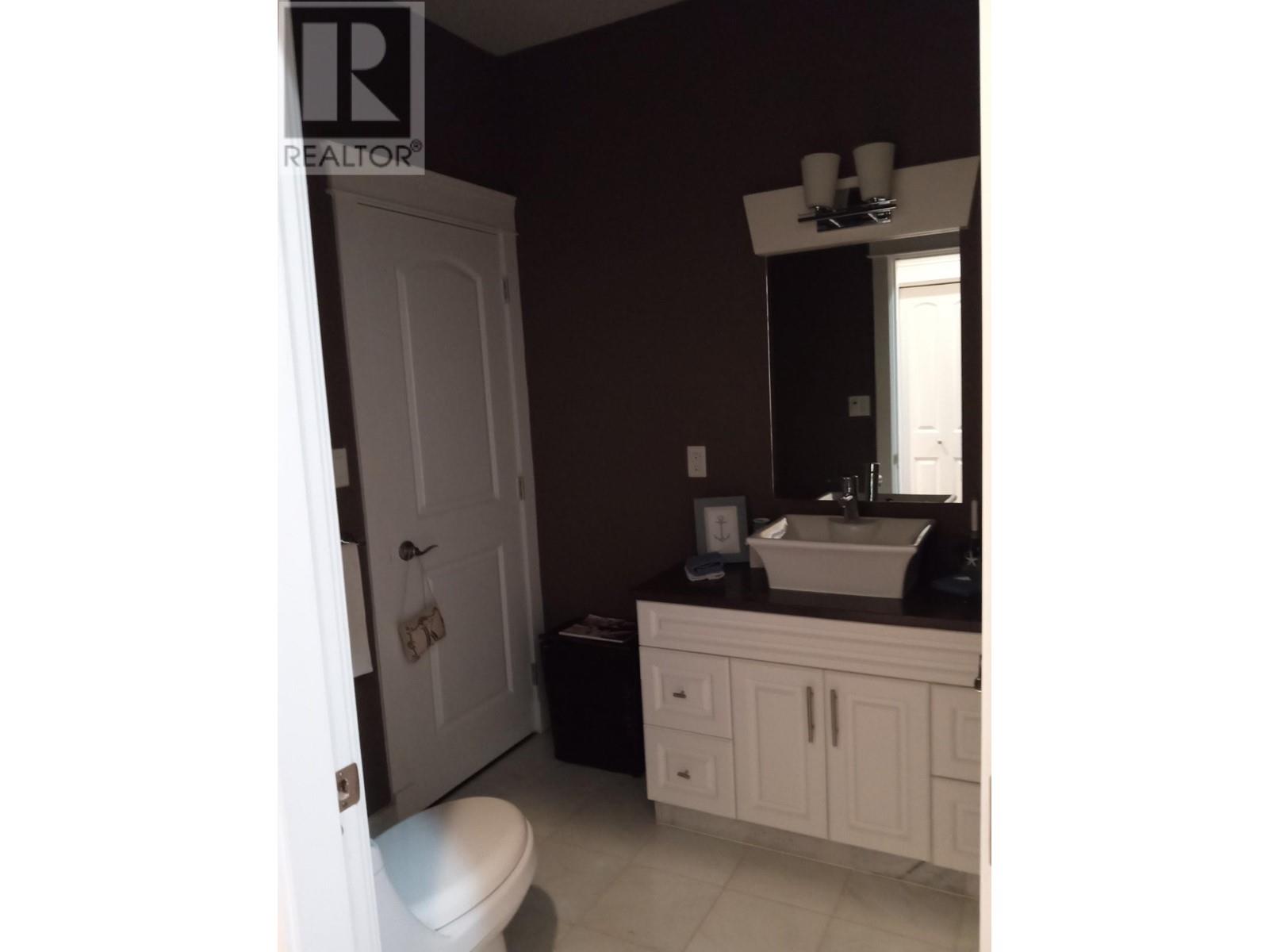 764 Gerussi Lane, Gibsons, British Columbia  V0N 1V7 - Photo 19 - R3011712