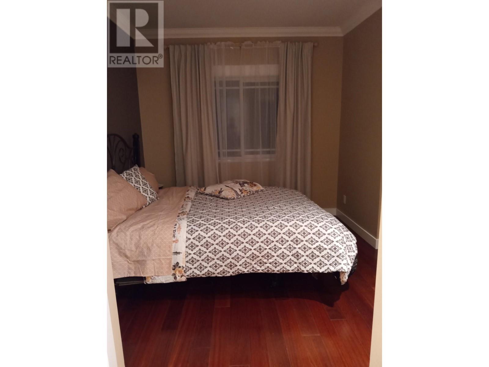 764 Gerussi Lane, Gibsons, British Columbia  V0N 1V7 - Photo 13 - R3011712