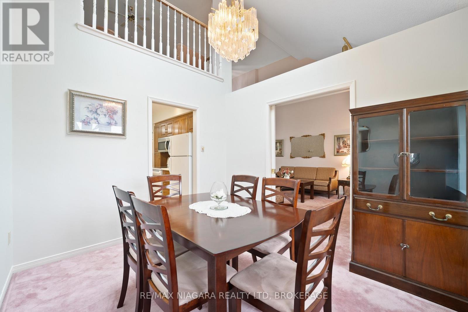 2 - 10 Elderwood Drive, St. Catharines (Grapeview), Ontario  L2S 3G3 - Photo 8 - X12201884