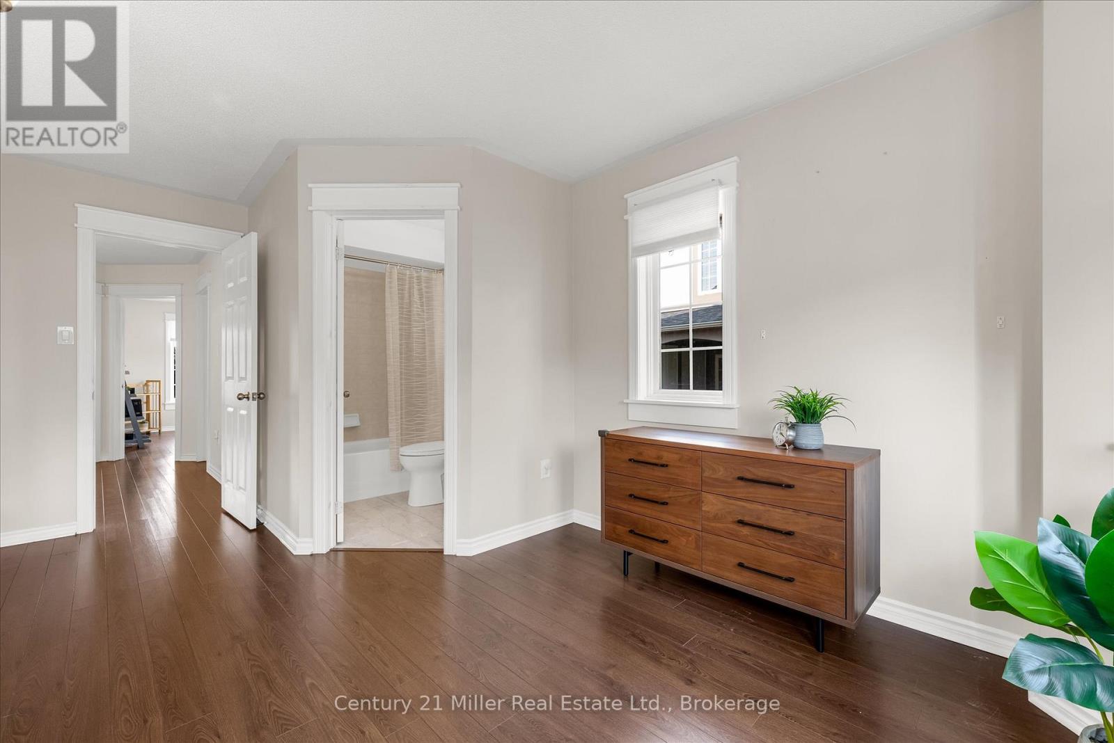 138 Gatwick Drive, Oakville (Ro River Oaks), Ontario  L6H 6N3 - Photo 25 - W12201782