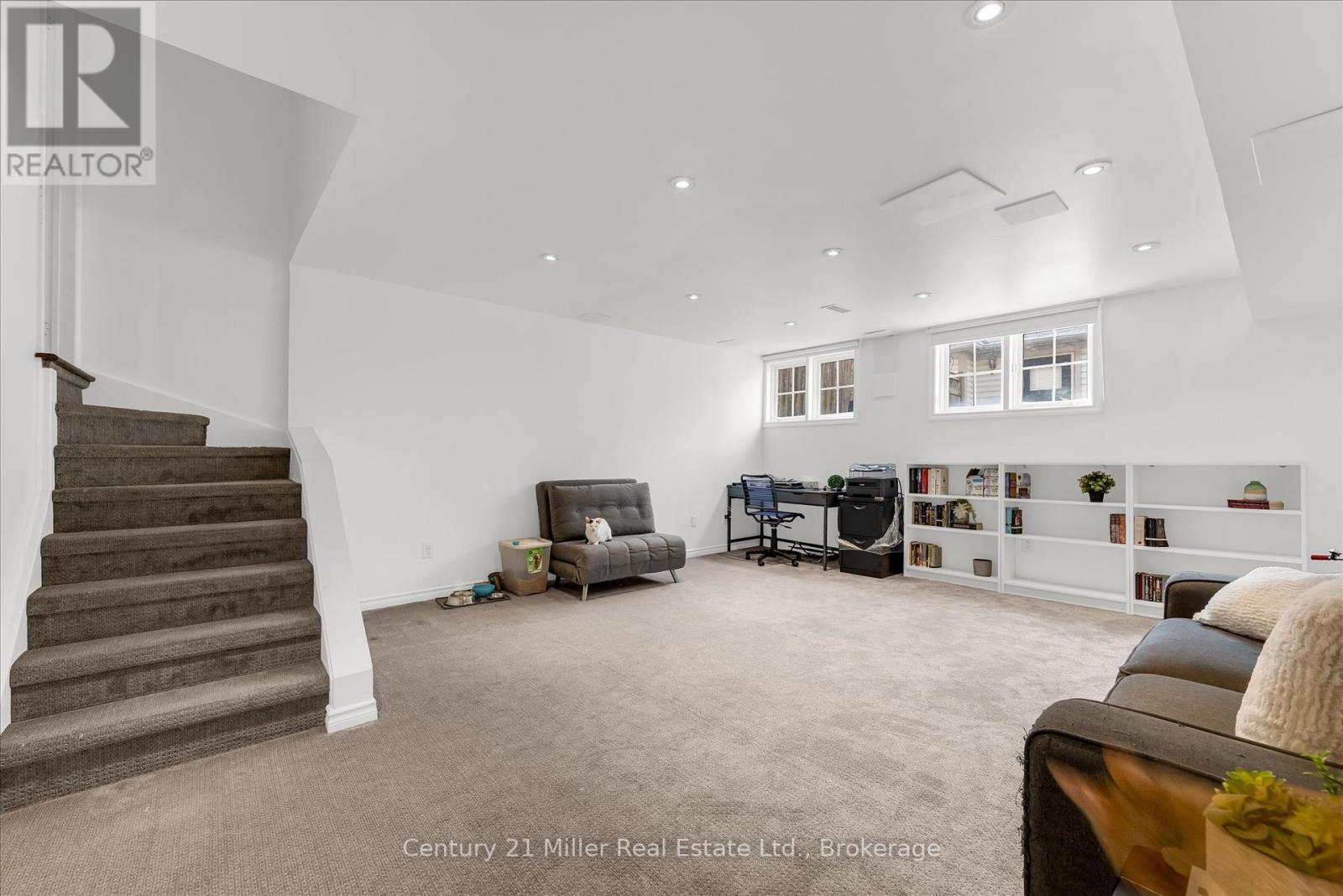 138 Gatwick Drive, Oakville (Ro River Oaks), Ontario  L6H 6N3 - Photo 27 - W12201782