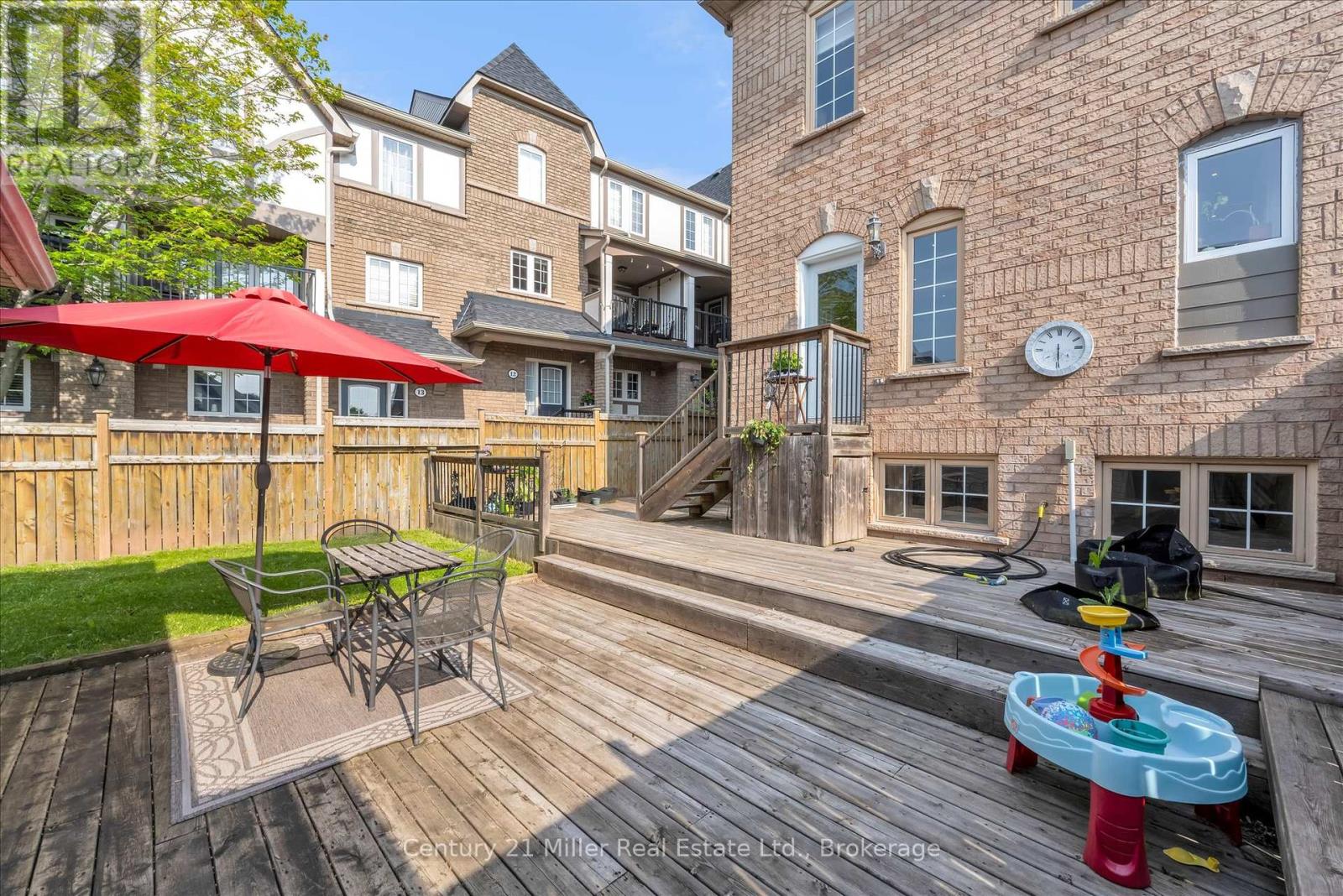138 Gatwick Drive, Oakville (Ro River Oaks), Ontario  L6H 6N3 - Photo 36 - W12201782
