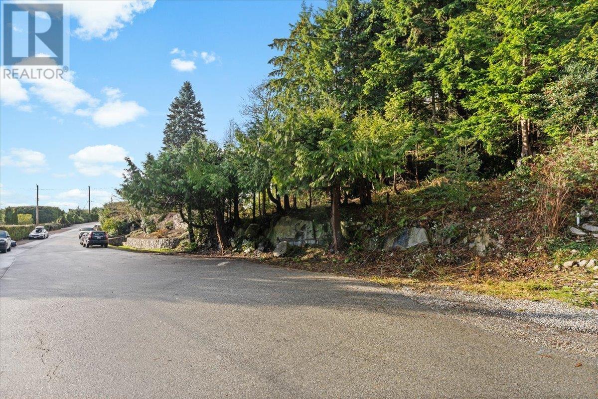 478 Craigmohr Drive, West Vancouver, British Columbia  V7S 1W6 - Photo 6 - R3012208