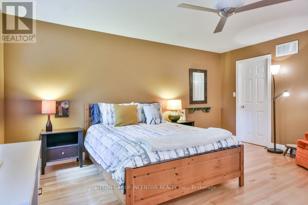 4 Country Club Lane, Oro-Medonte, Ontario  L4M 4Y8 - Photo 20 - S12156042
