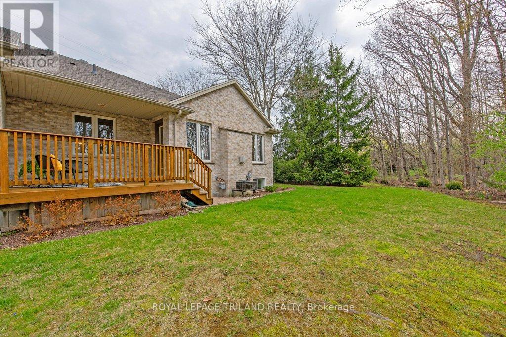 1 - 87 Donker Drive, St. Thomas, Ontario  N5P 4L2 - Photo 5 - X12113132
