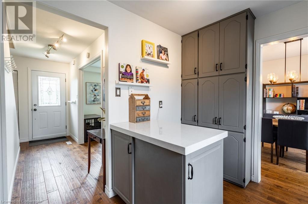 5510 Spruce Avenue, Burlington, Ontario  L7L 1P2 - Photo 11 - 40737553