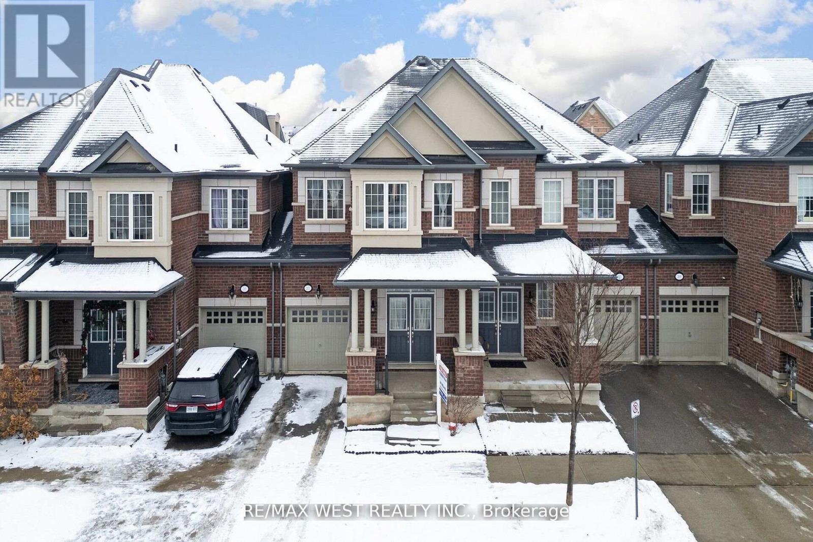 213 Sarah Cline Drive, Oakville, Ontario  L6M 0T8 - Photo 1 - W12201513