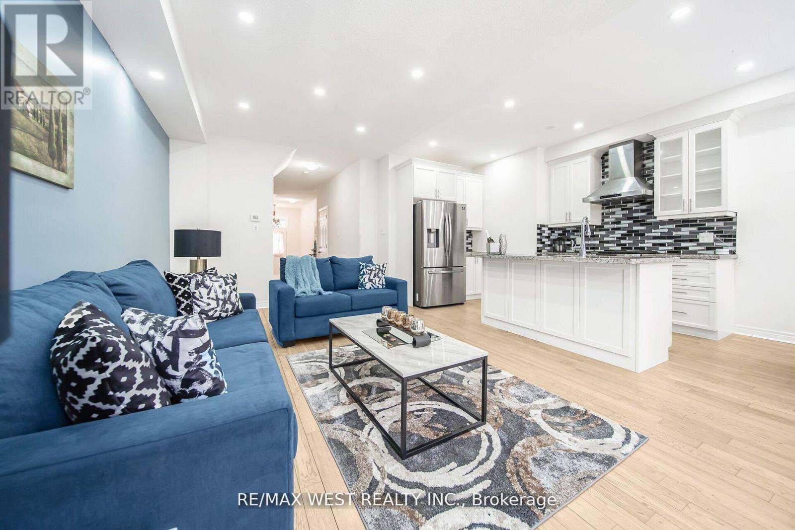 213 Sarah Cline Drive, Oakville, Ontario  L6M 0T8 - Photo 15 - W12201513