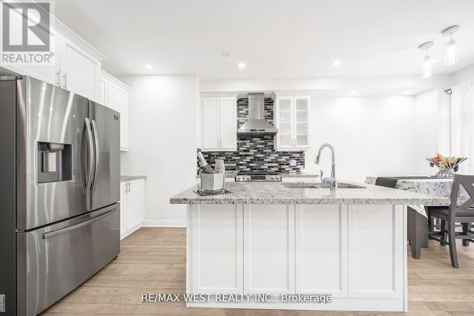 213 Sarah Cline Drive, Oakville, Ontario  L6M 0T8 - Photo 20 - W12201513