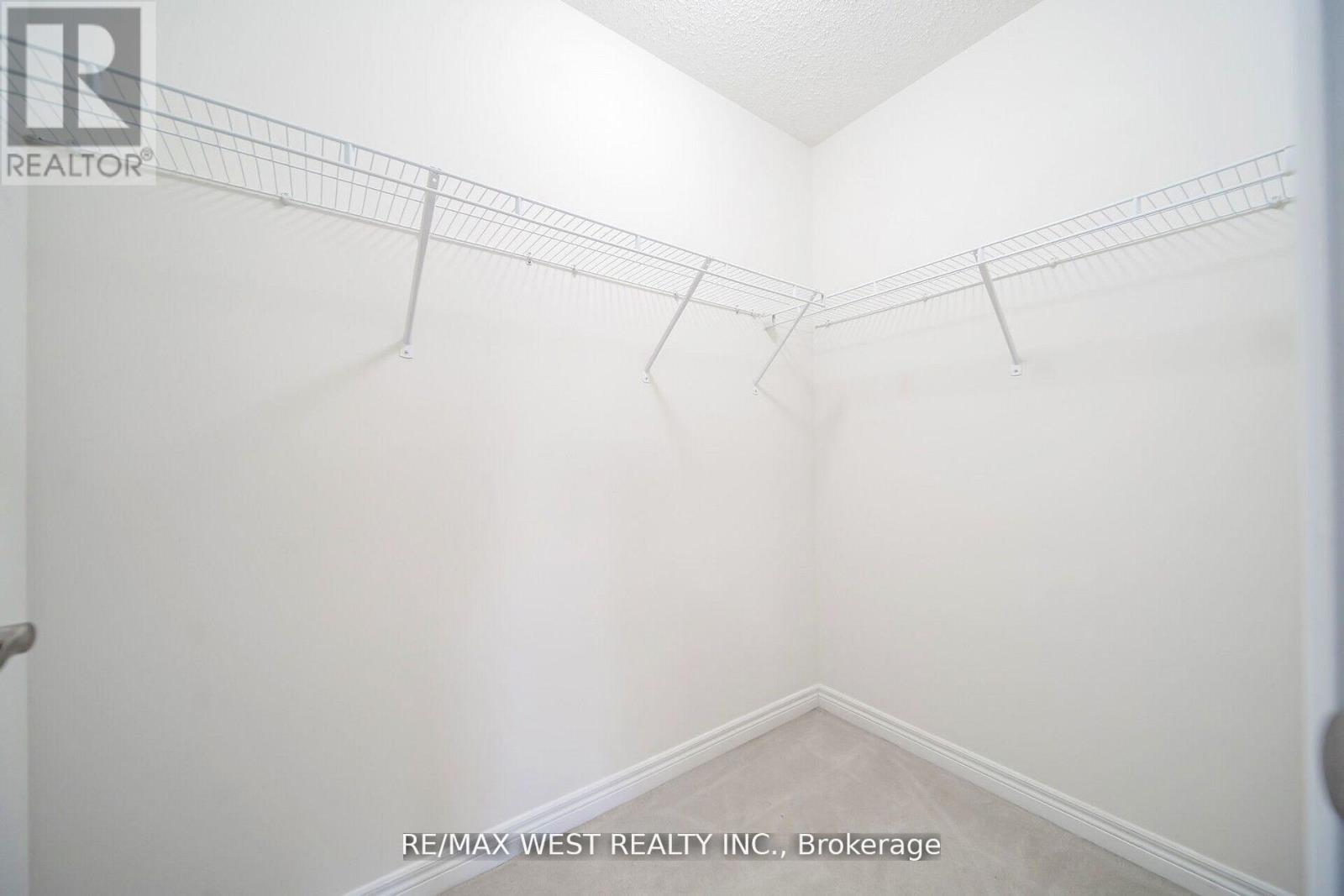 213 Sarah Cline Drive, Oakville, Ontario  L6M 0T8 - Photo 32 - W12201513