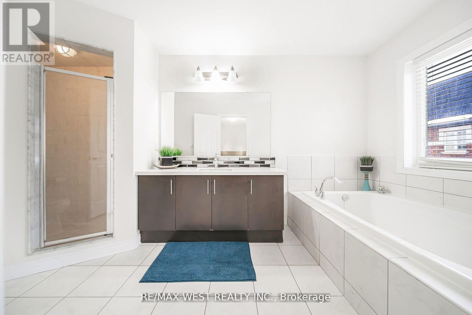 213 Sarah Cline Drive, Oakville, Ontario  L6M 0T8 - Photo 33 - W12201513