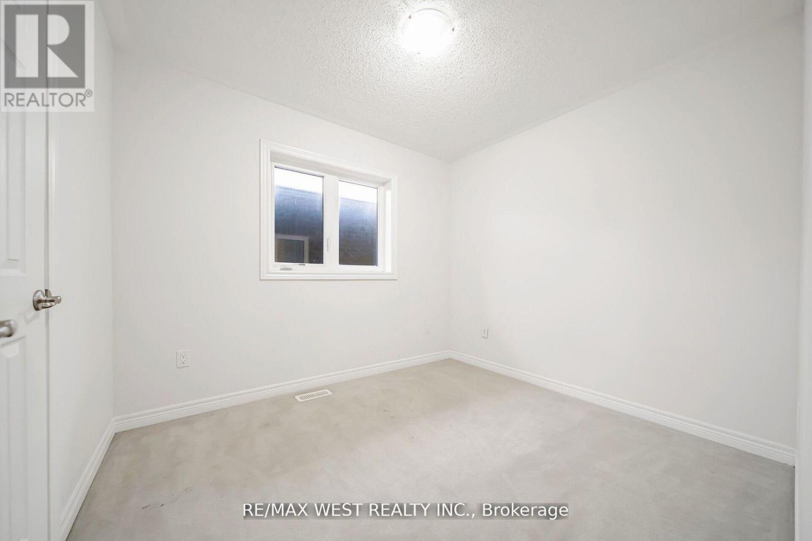 213 Sarah Cline Drive, Oakville, Ontario  L6M 0T8 - Photo 34 - W12201513