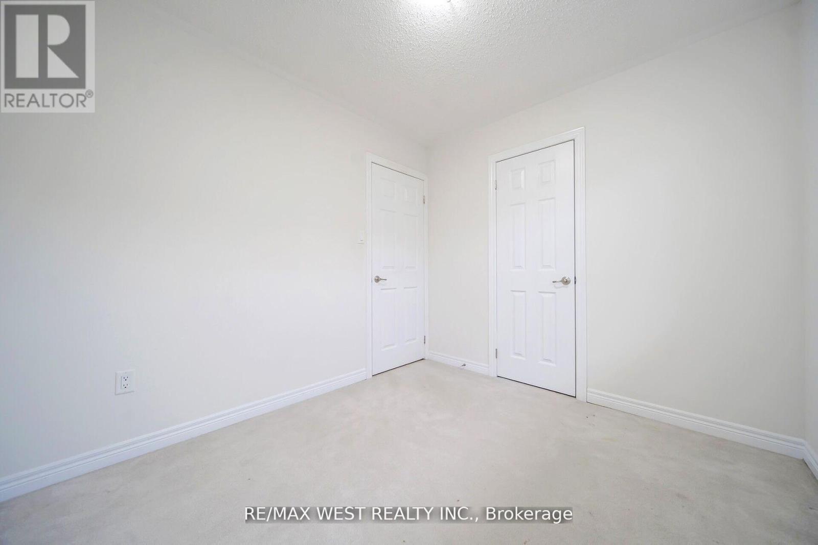 213 Sarah Cline Drive, Oakville, Ontario  L6M 0T8 - Photo 35 - W12201513
