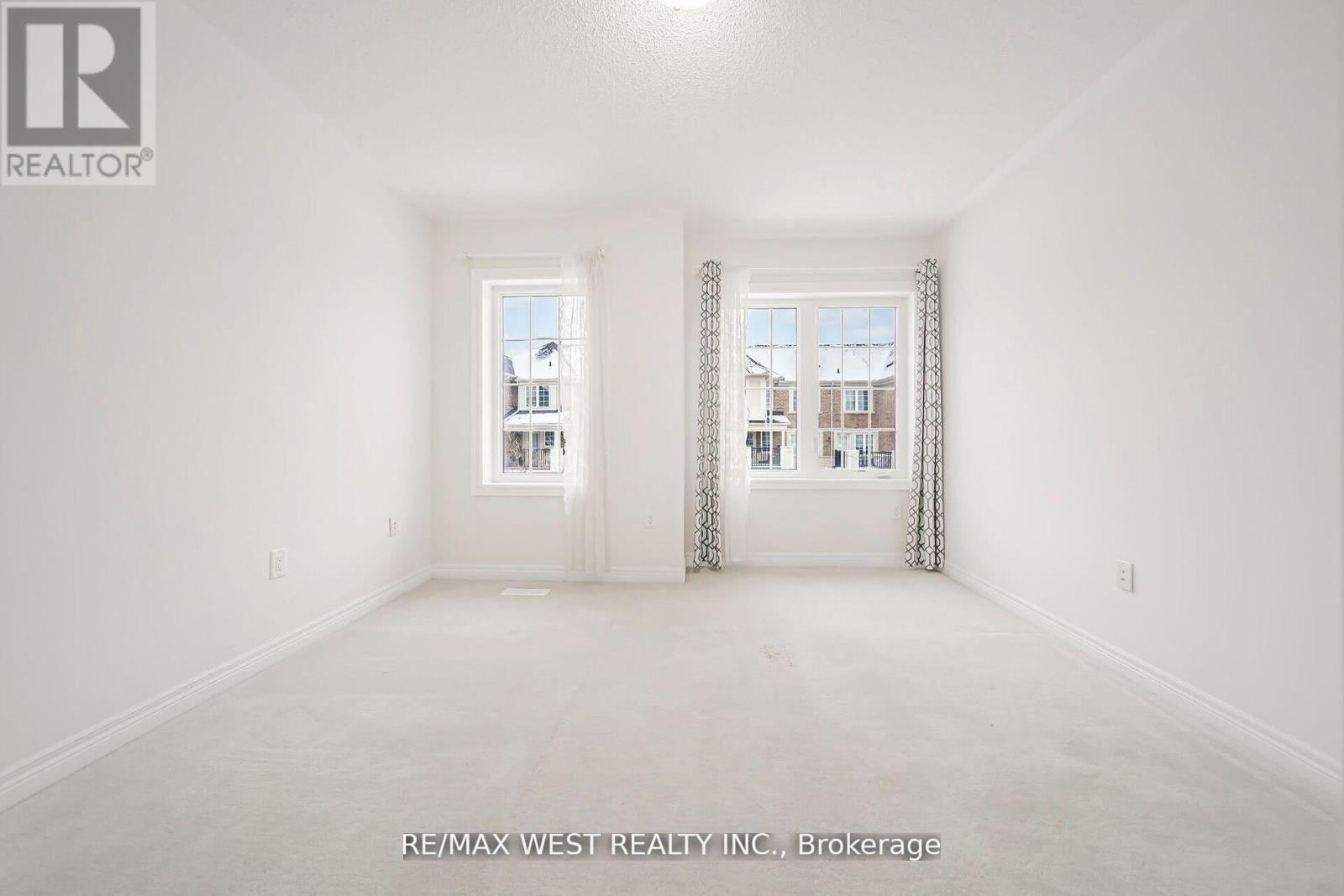 213 Sarah Cline Drive, Oakville, Ontario  L6M 0T8 - Photo 39 - W12201513