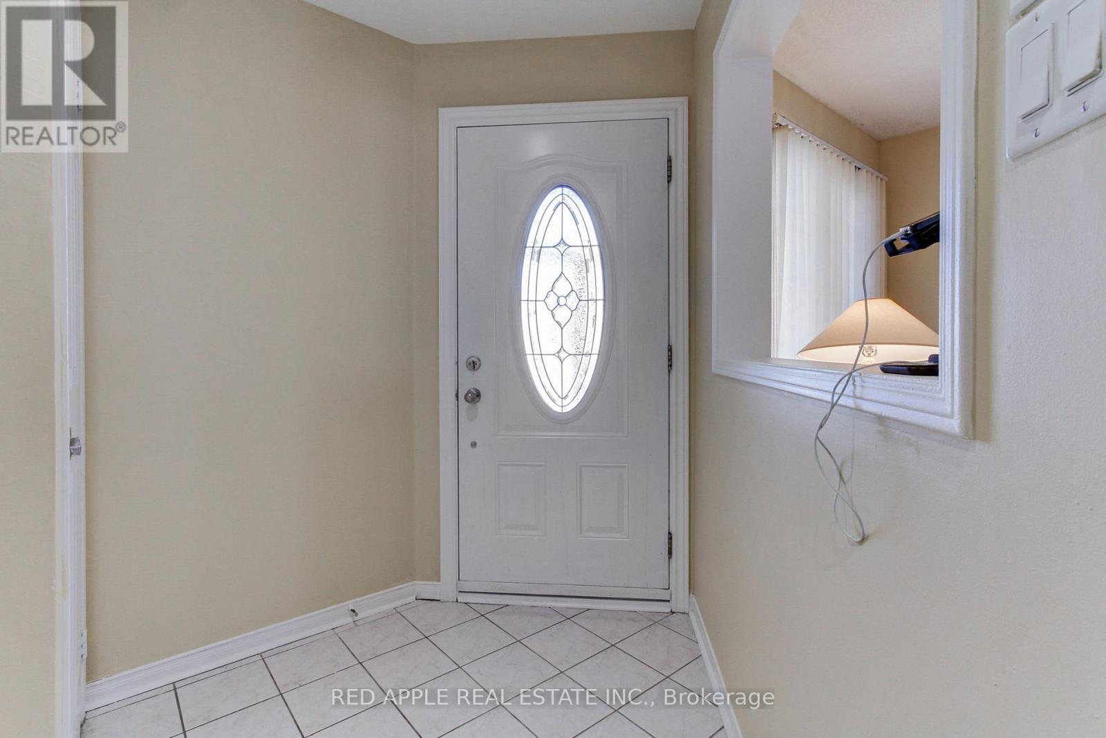 Property at 26 TUMBLEWEED TRAIL image 4