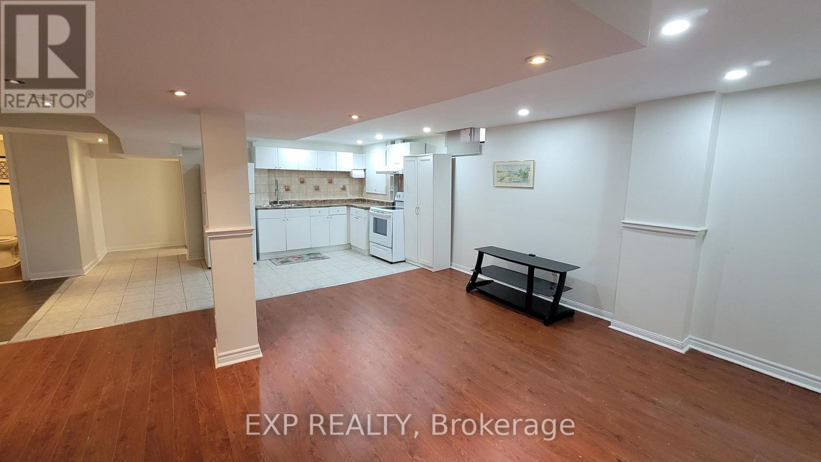 Bsmt - 3298 Cambourne Crescent, Mississauga (Meadowvale), Ontario  L5N 5P7 - Photo 12 - W12201522