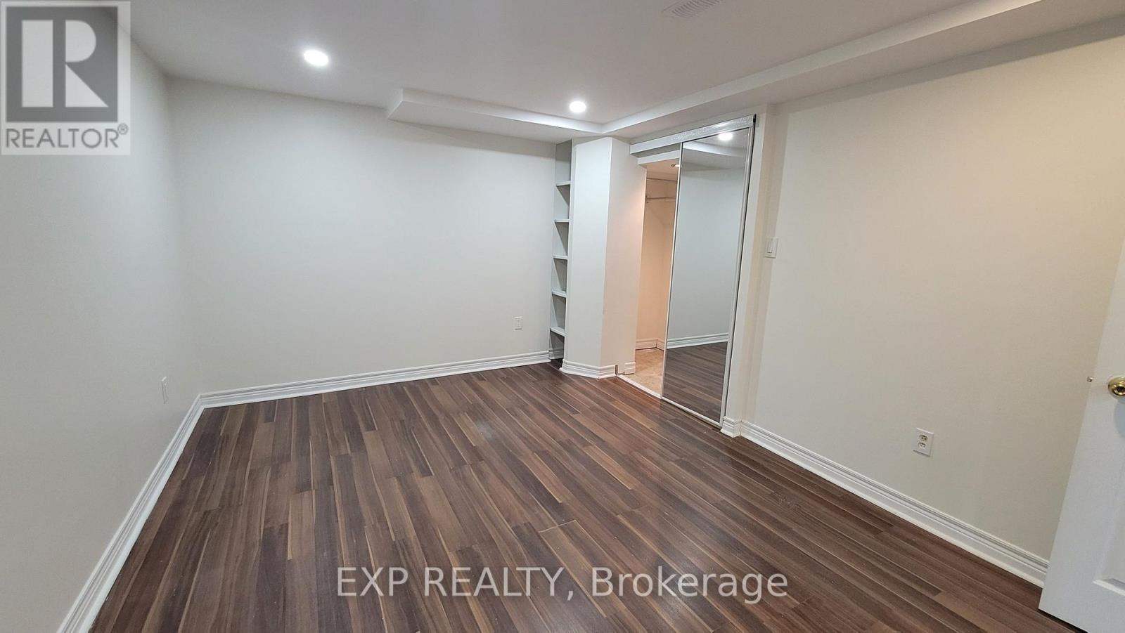 Bsmt - 3298 Cambourne Crescent, Mississauga (Meadowvale), Ontario  L5N 5P7 - Photo 4 - W12201522