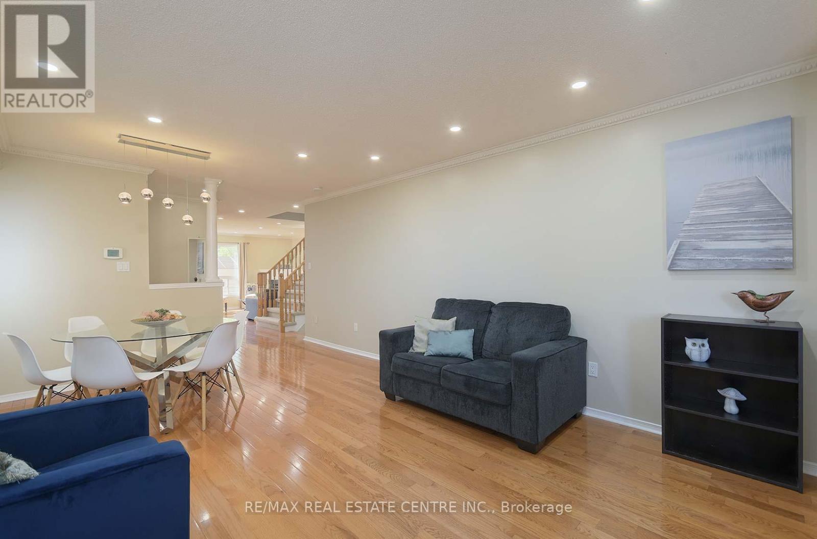3686 Aruba Place, Mississauga, Ontario  L5M 6Z2 - Photo 12 - W12201547
