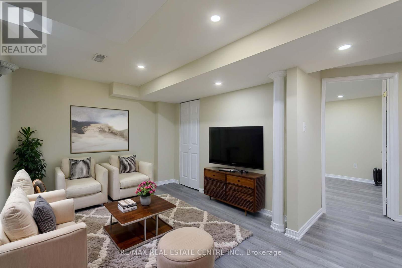 3686 Aruba Place, Mississauga, Ontario  L5M 6Z2 - Photo 21 - W12201547