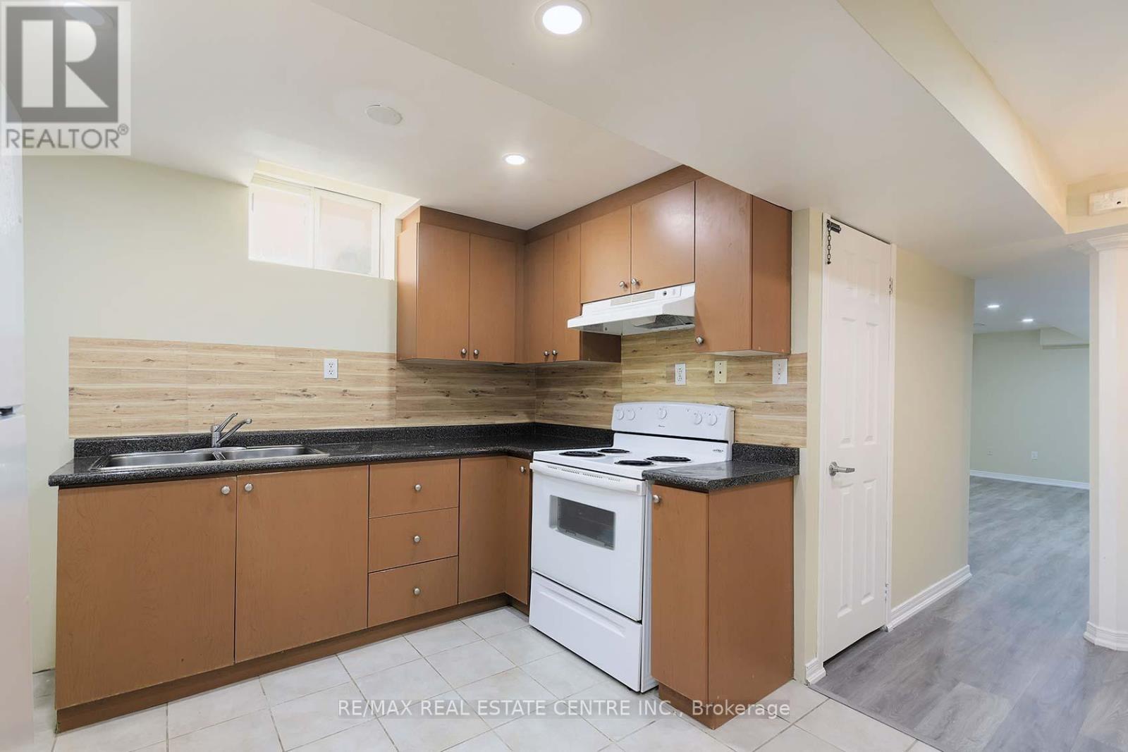 3686 Aruba Place, Mississauga, Ontario  L5M 6Z2 - Photo 23 - W12201547