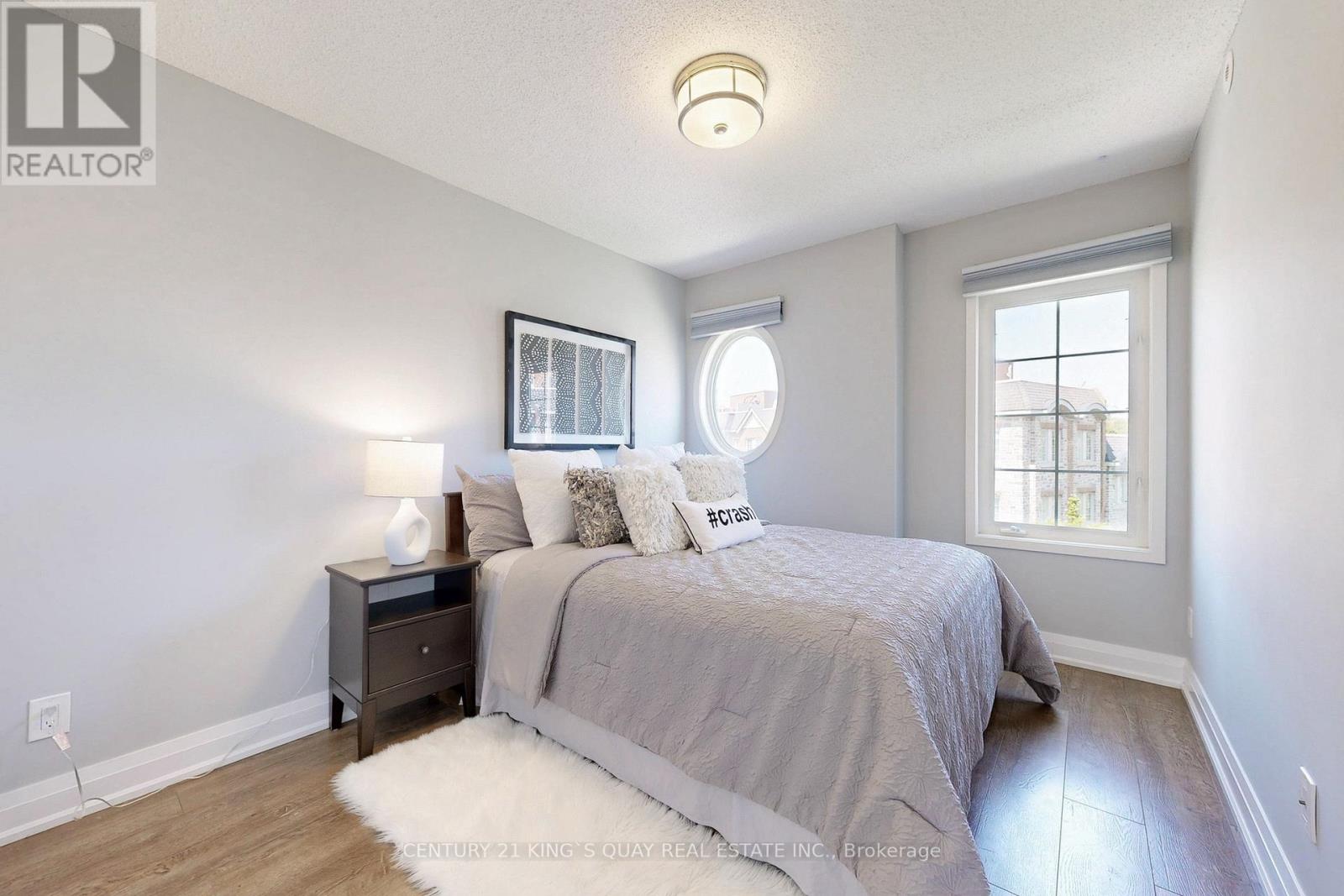 T93 - 9 Windermere Avenue, Toronto (High Park-Swansea), Ontario  M6S 5A4 - Photo 15 - W12201564