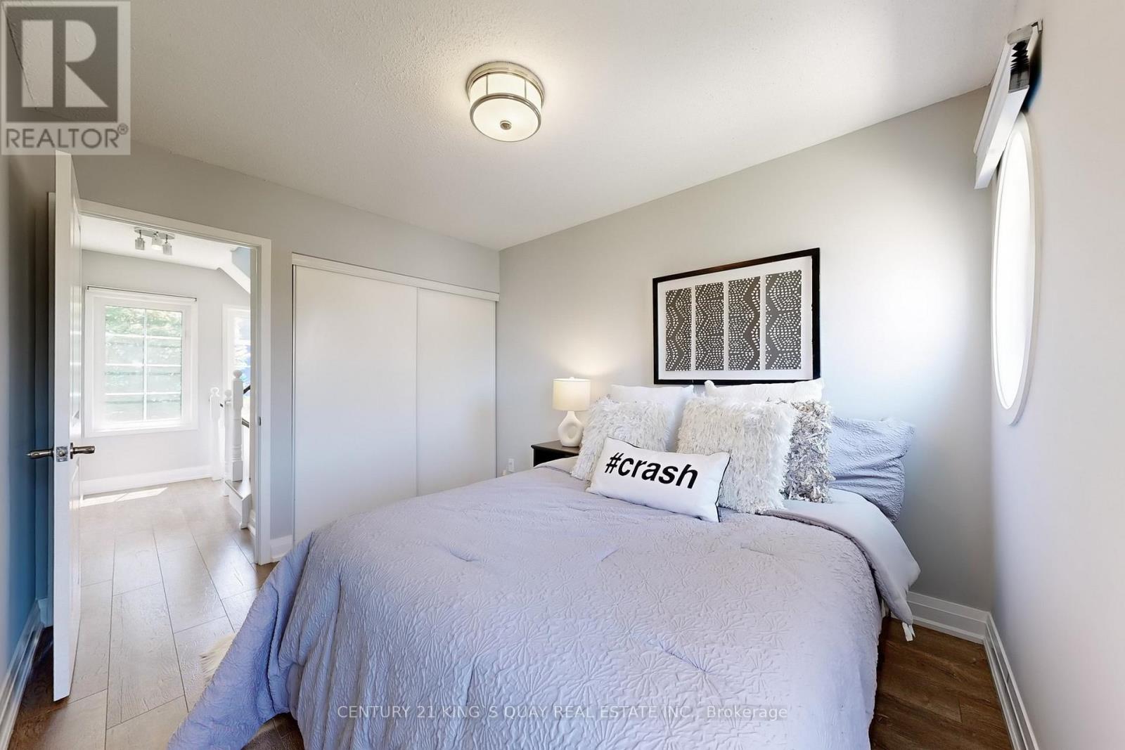 T93 - 9 Windermere Avenue, Toronto (High Park-Swansea), Ontario  M6S 5A4 - Photo 17 - W12201564